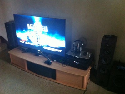 XboxHQ-Samsung-Series-8-3D-Setup-4.jpg